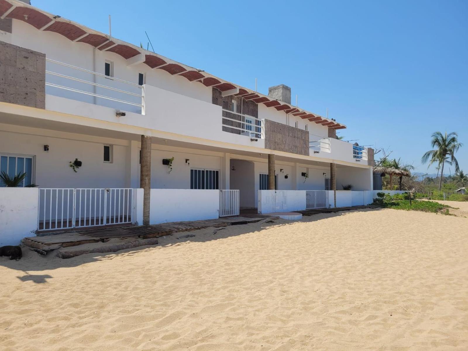 La Pucca Hotel Boutique Resort Пеньита-де-Хальтемба Экстерьер фото